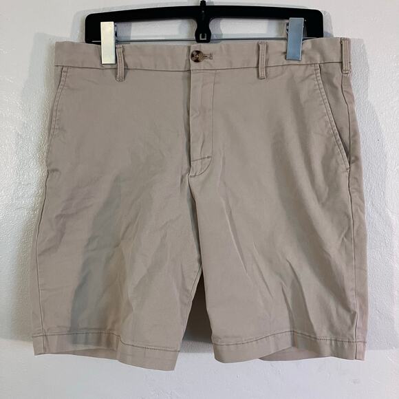 Izod Tan Chino Shorts Saltwater Stretch Men's 34 - Picture 1 of 4